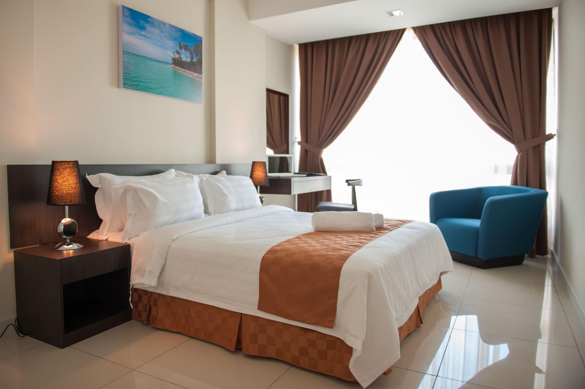 Sky Hotel Kota Kinabalu Dış mekan fotoğraf
