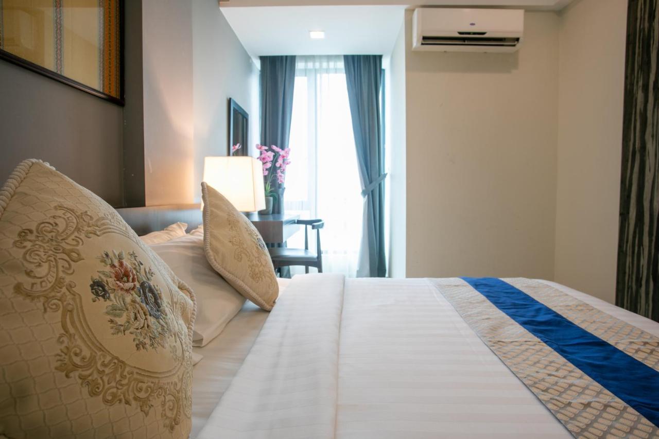 Sky Hotel Kota Kinabalu Dış mekan fotoğraf