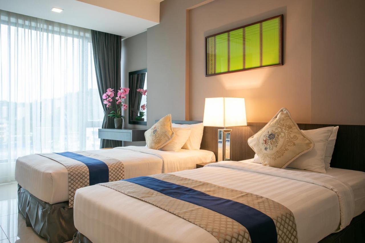 Sky Hotel Kota Kinabalu Dış mekan fotoğraf