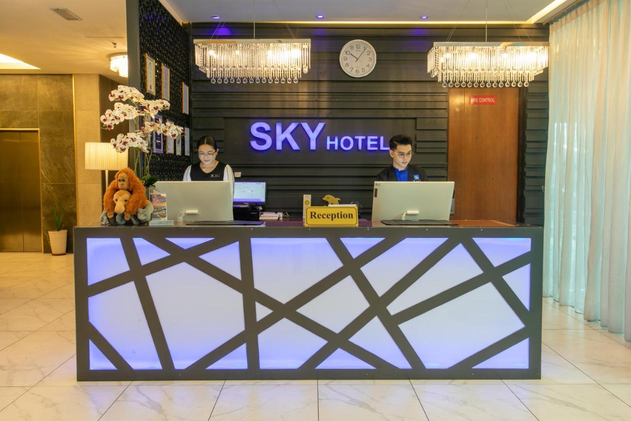 Sky Hotel Kota Kinabalu Dış mekan fotoğraf