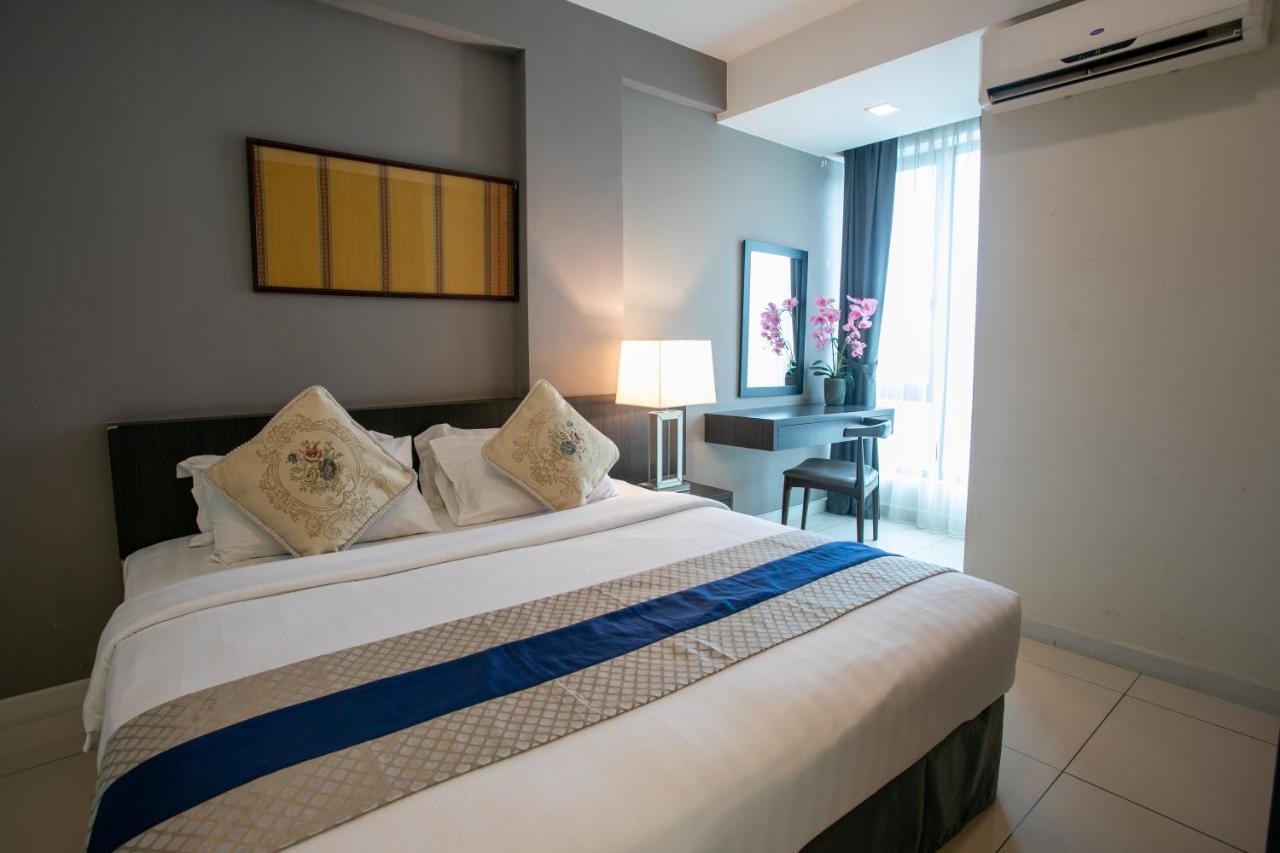 Sky Hotel Kota Kinabalu Dış mekan fotoğraf