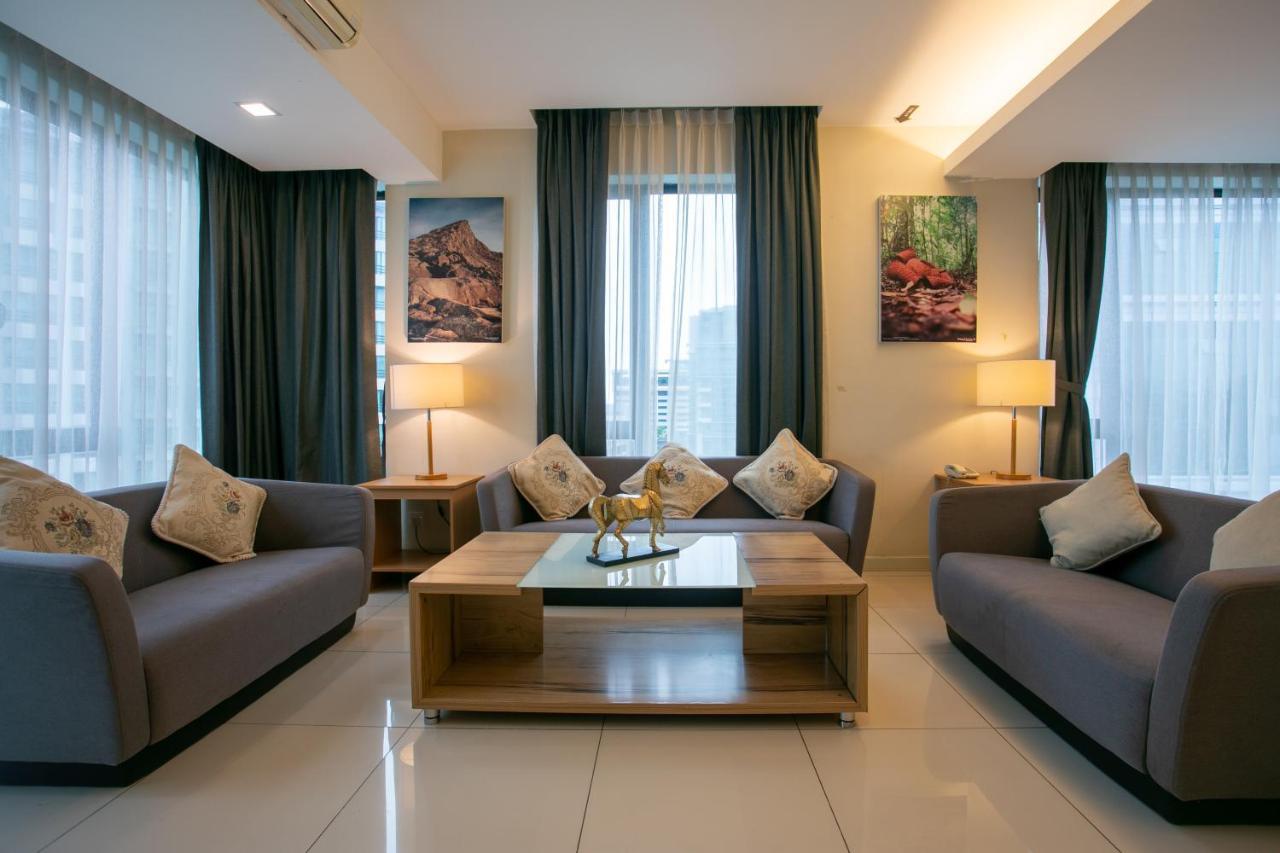 Sky Hotel Kota Kinabalu Dış mekan fotoğraf