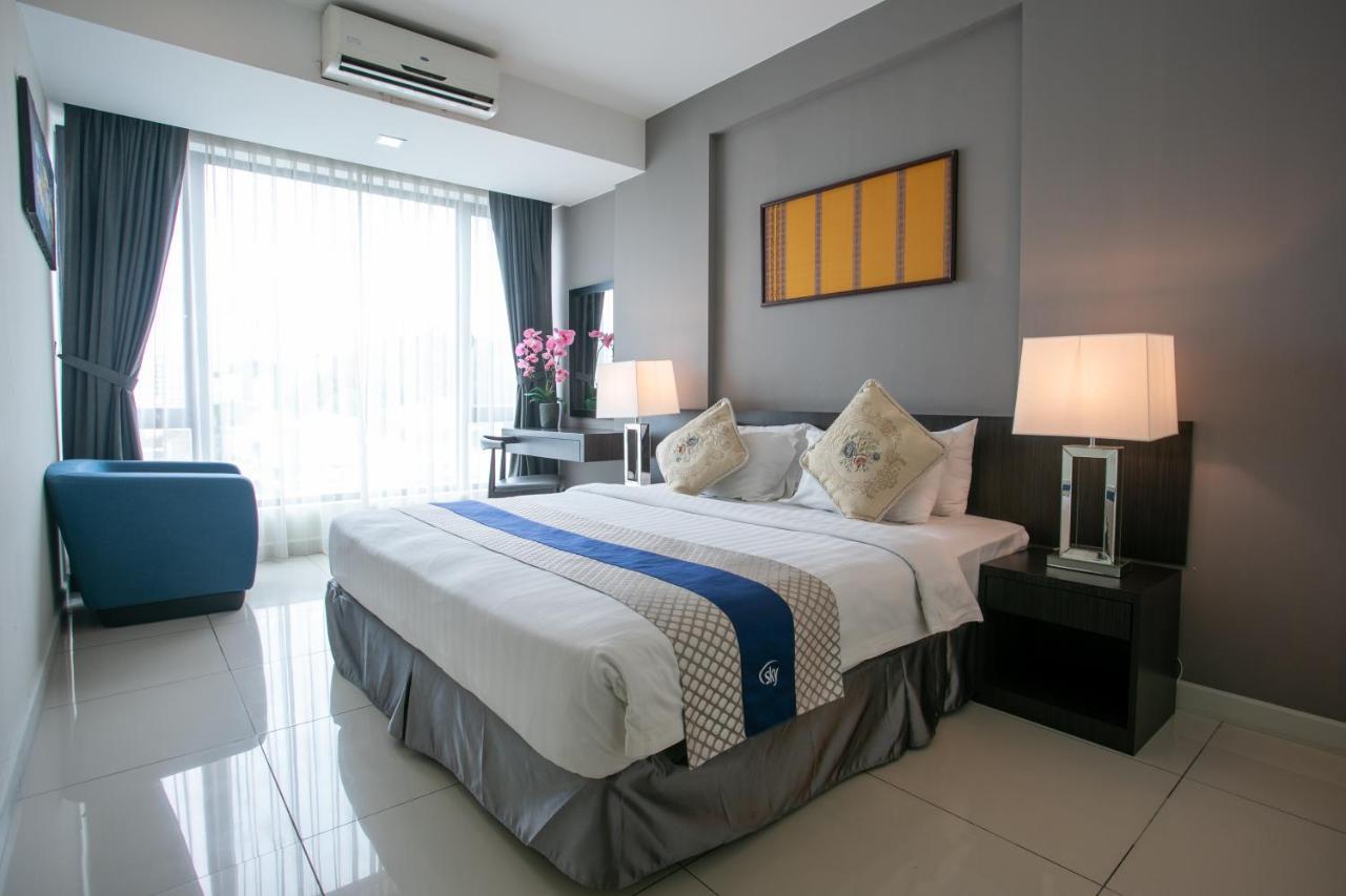 Sky Hotel Kota Kinabalu Dış mekan fotoğraf