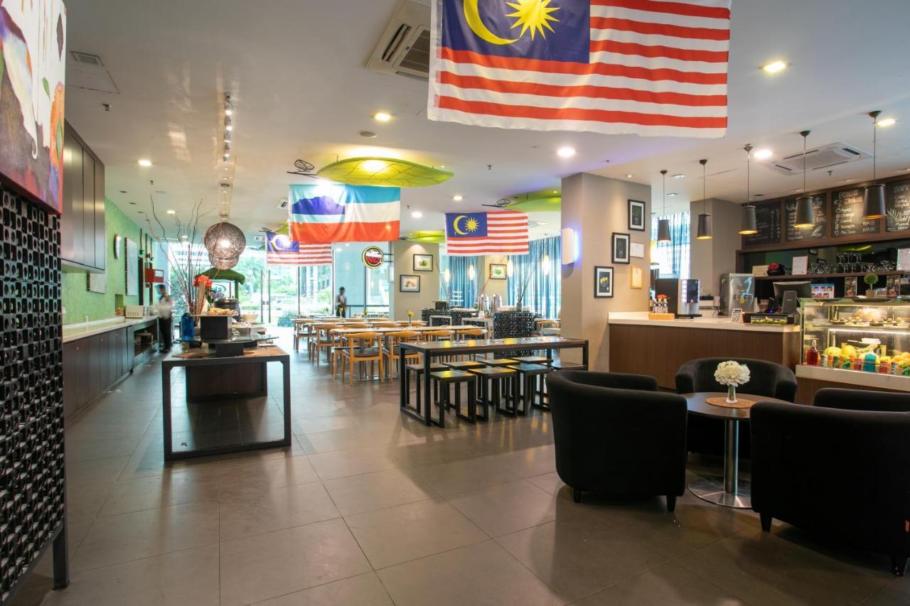 Sky Hotel Kota Kinabalu Dış mekan fotoğraf