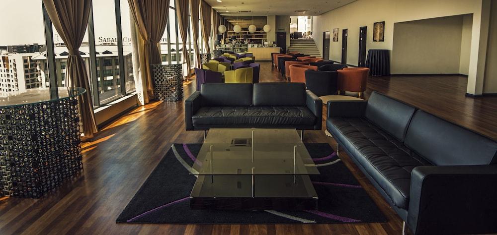 Sky Hotel Kota Kinabalu Dış mekan fotoğraf