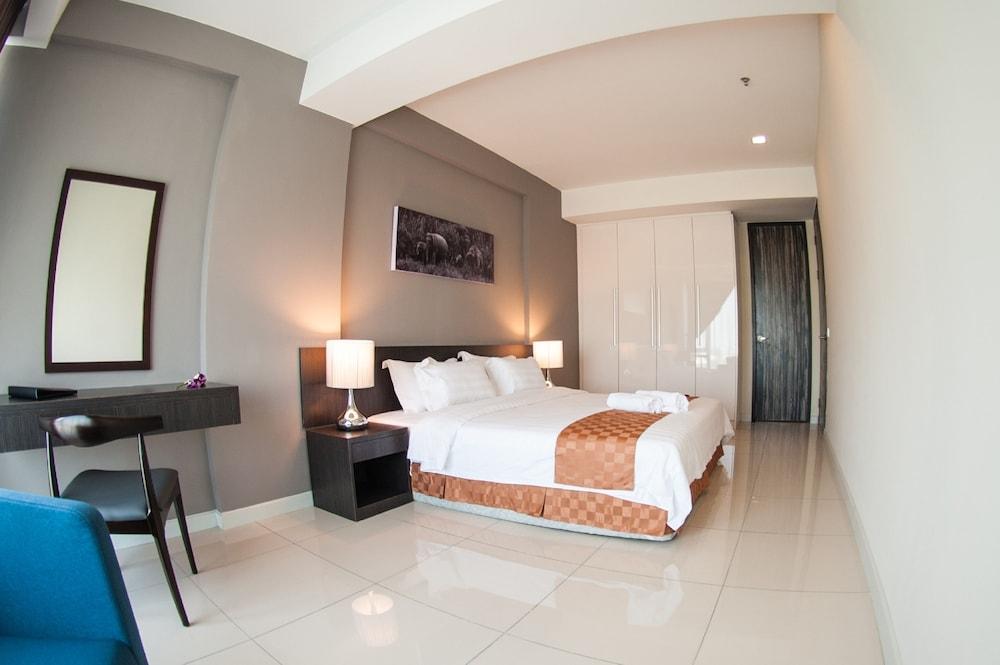 Sky Hotel Kota Kinabalu Dış mekan fotoğraf